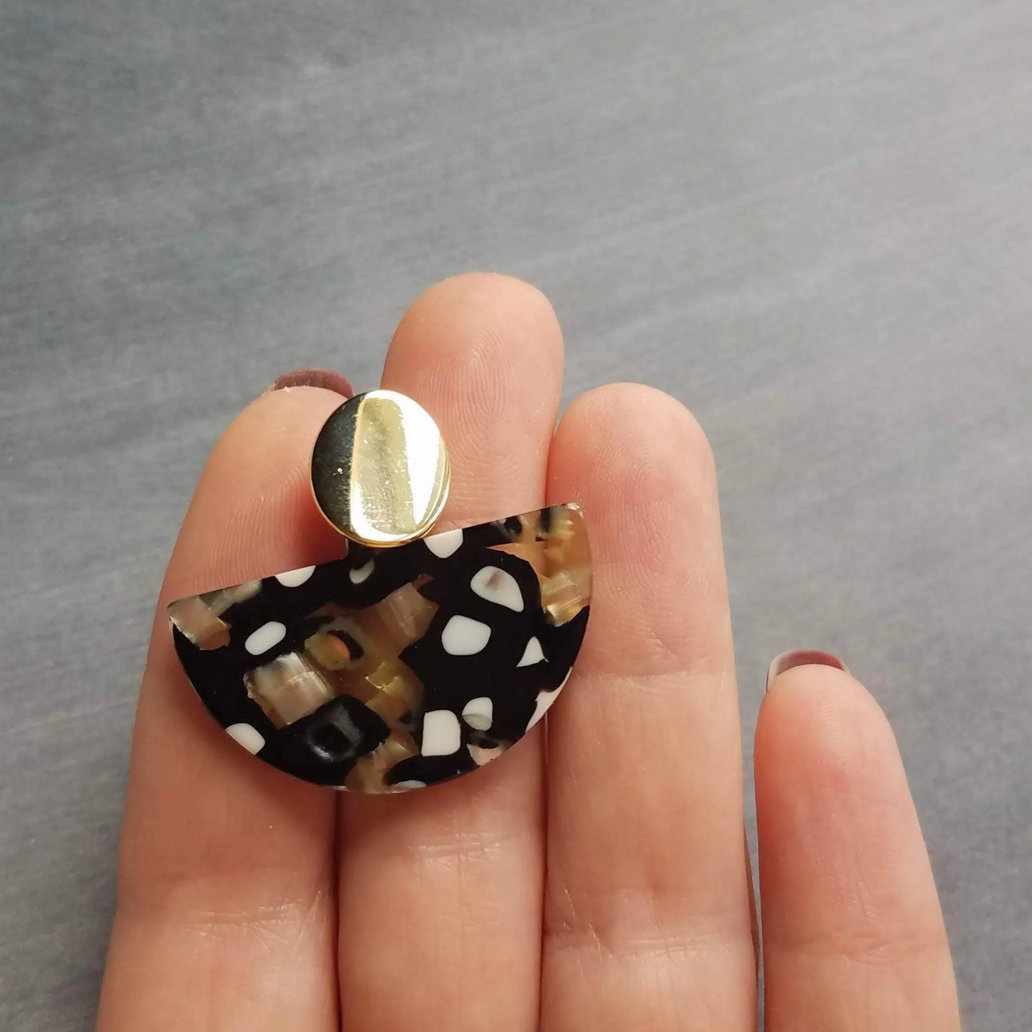 80s Tortoise Earrings, gold stud 80s earring, acrylic acetate earring, mottled, semicircle earring, half circle earring, thick chunky, oval
