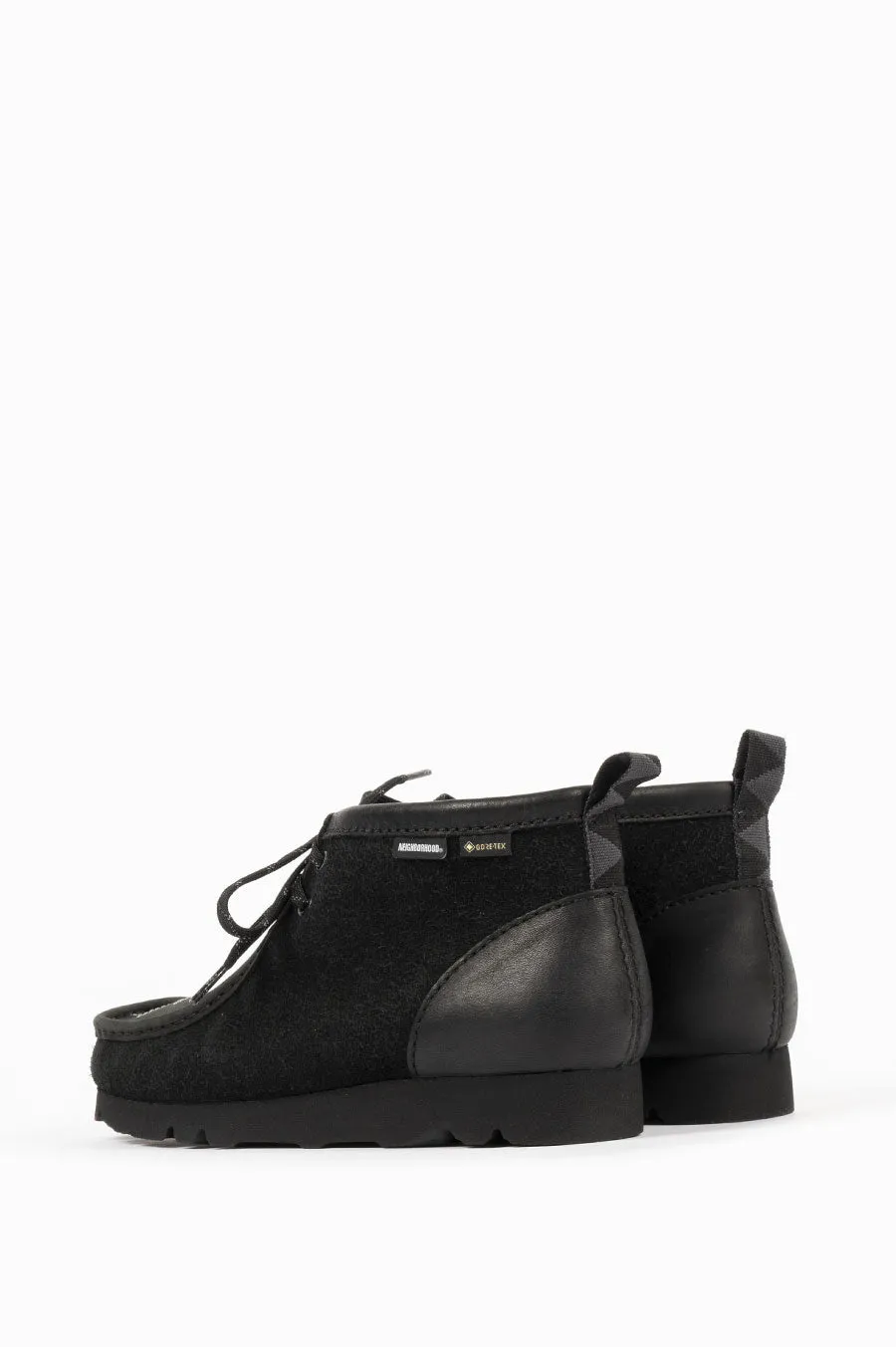 CLARKS X NEIGHBORHOOD WALLABEE BOOT GTX BLACK