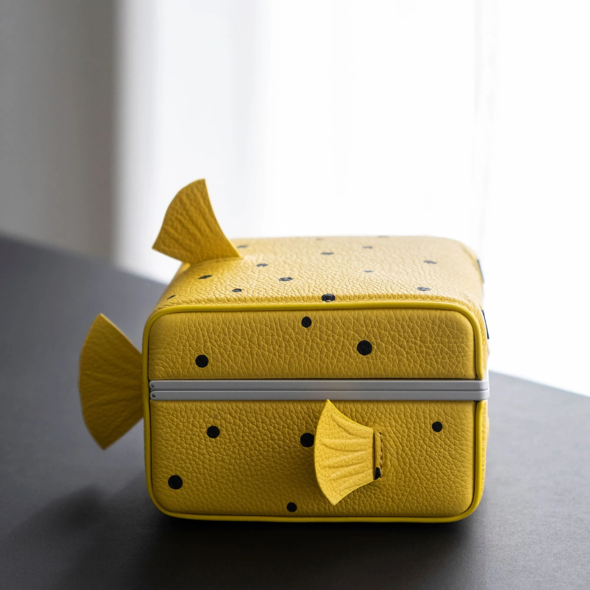 EATON 1 WATCH CASE SPECIAL EDITION - YELLOW BOXFISH