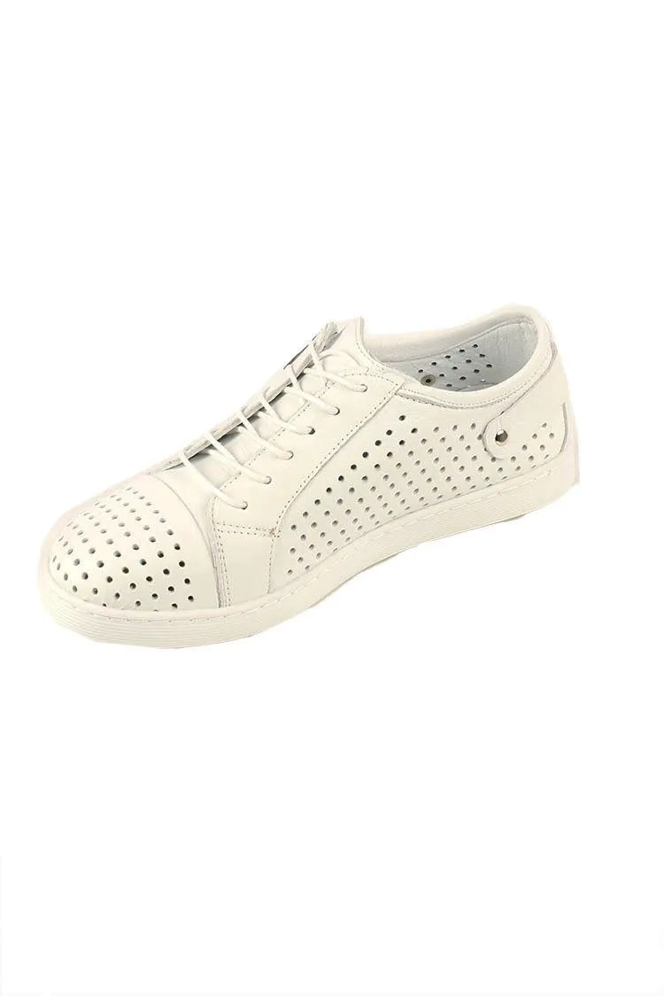 EG17 Sneaker in White