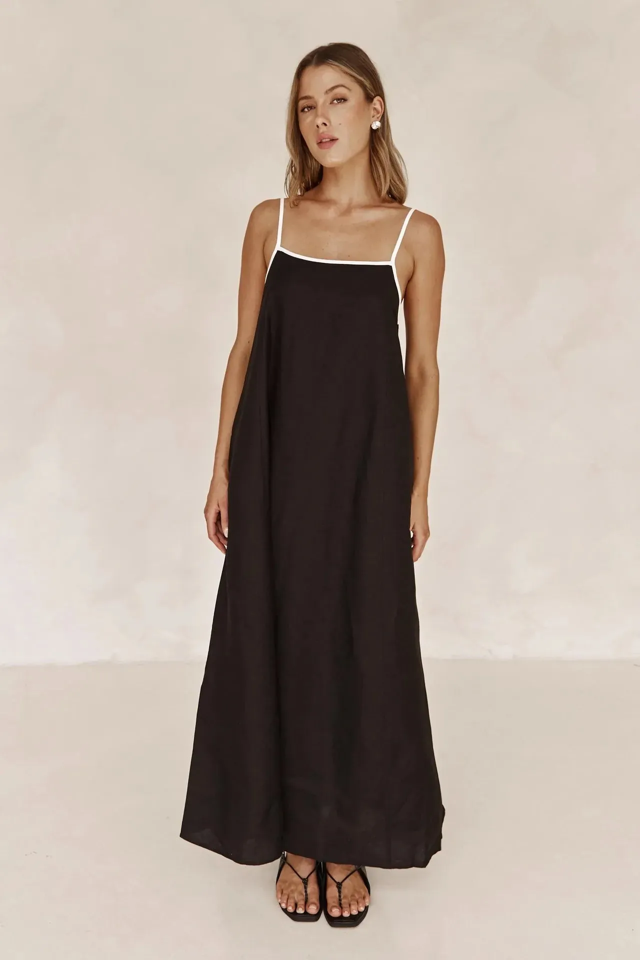 Eunice - Long strap dress