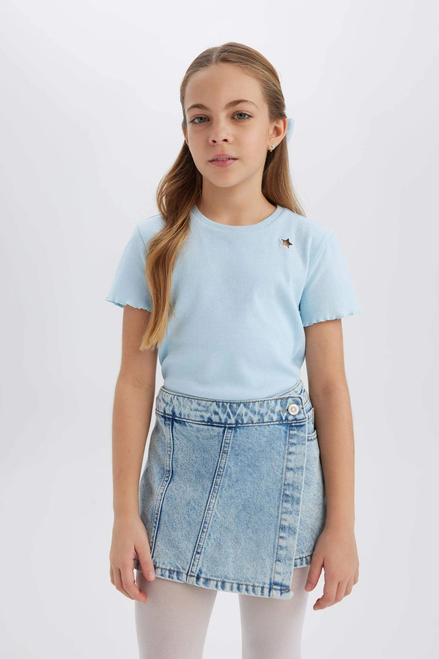 Girl Slim Fit Crew Neck Embroidered Ribbed Camisole T-Shirt