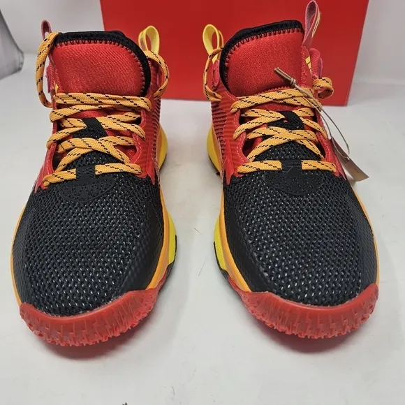 New Pixar x Adidas Dame 8 Big Kid Mr. Incredible Size 5.5Y 7 Women's Red Yellow.