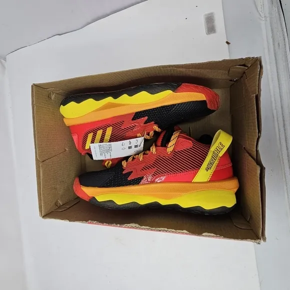 New Pixar x Adidas Dame 8 Big Kid Mr. Incredible Size 5.5Y 7 Women's Red Yellow.