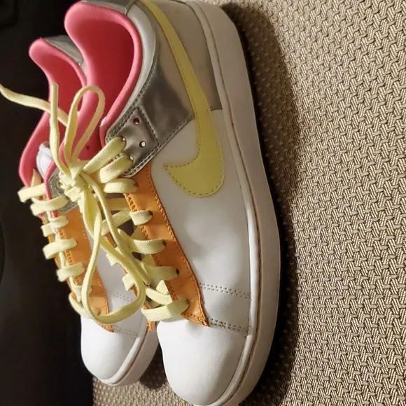 Nike Air Force ones youth size 6
