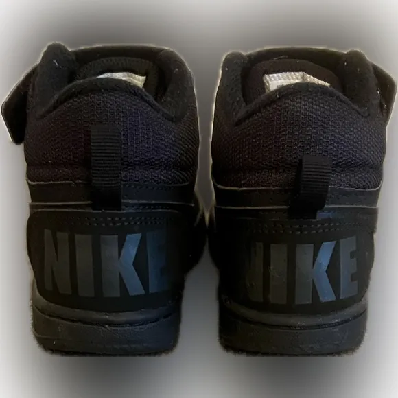 Nike Court Borough Black/Black Little Kids Mid Hi sneaker 12 US Little K…