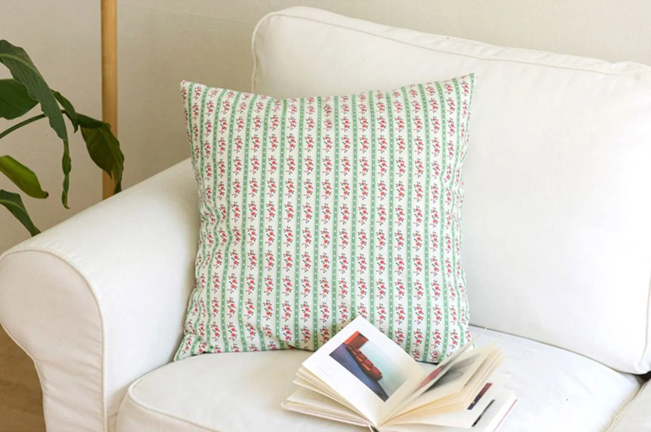 Roti Flower Cotton Fabric in Green, Quality Korean Fabric - Fabric By the Yard / 54649